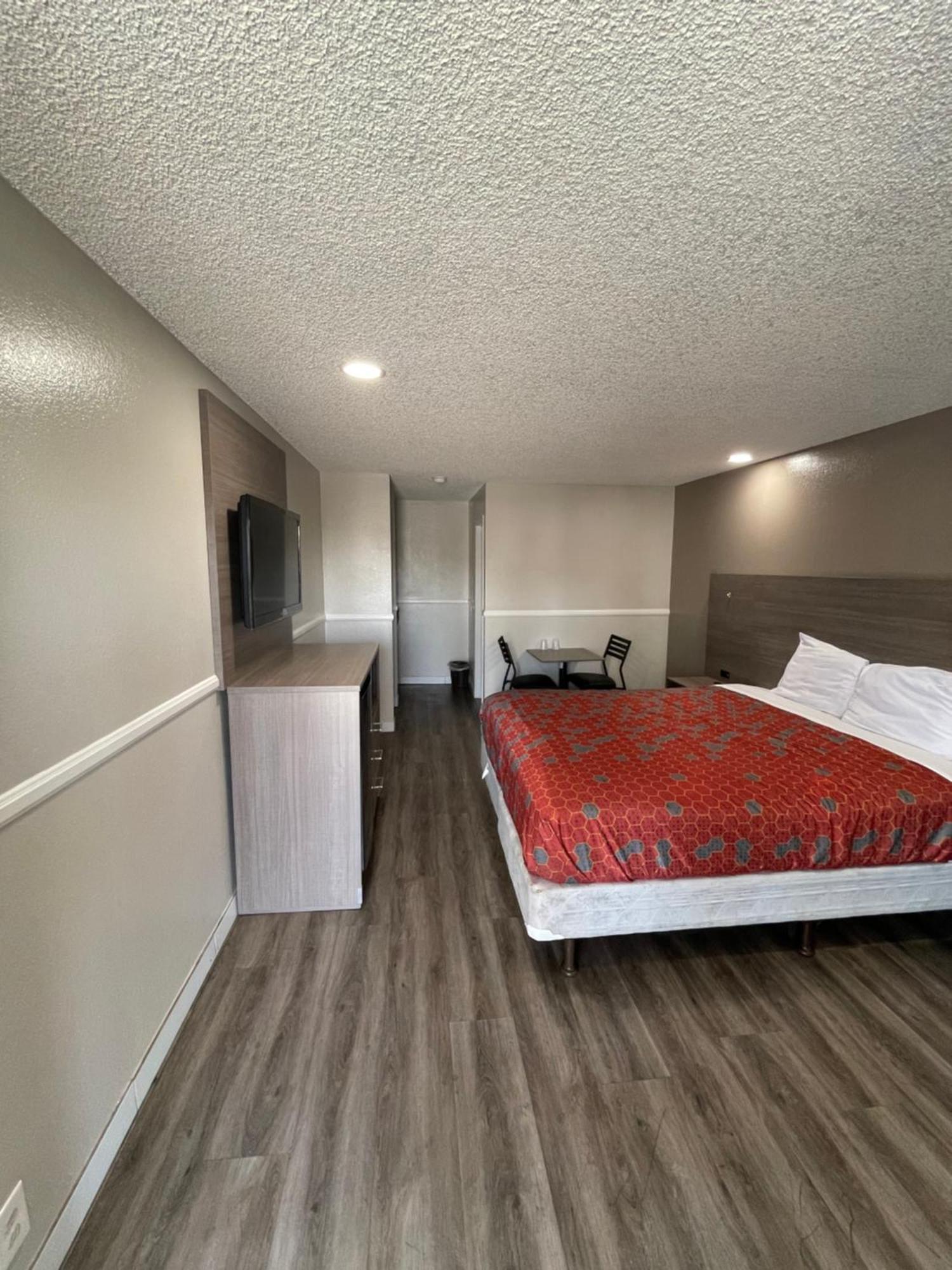 Simplestay Suites - Downtown San Bernardino Exteriör bild