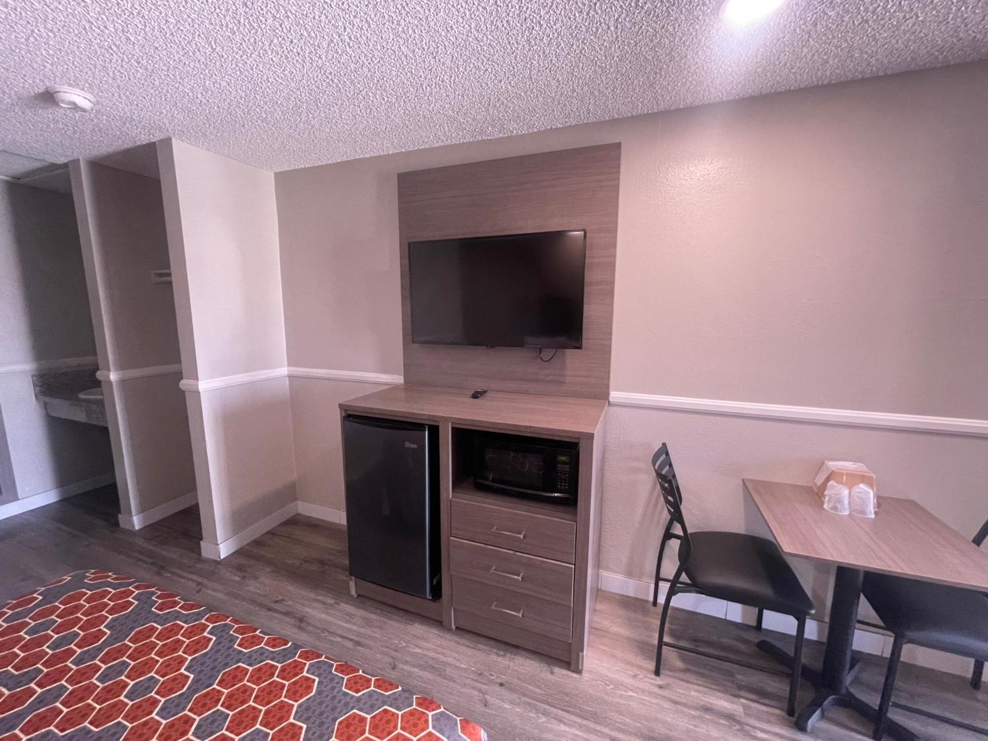 Simplestay Suites - Downtown San Bernardino Exteriör bild