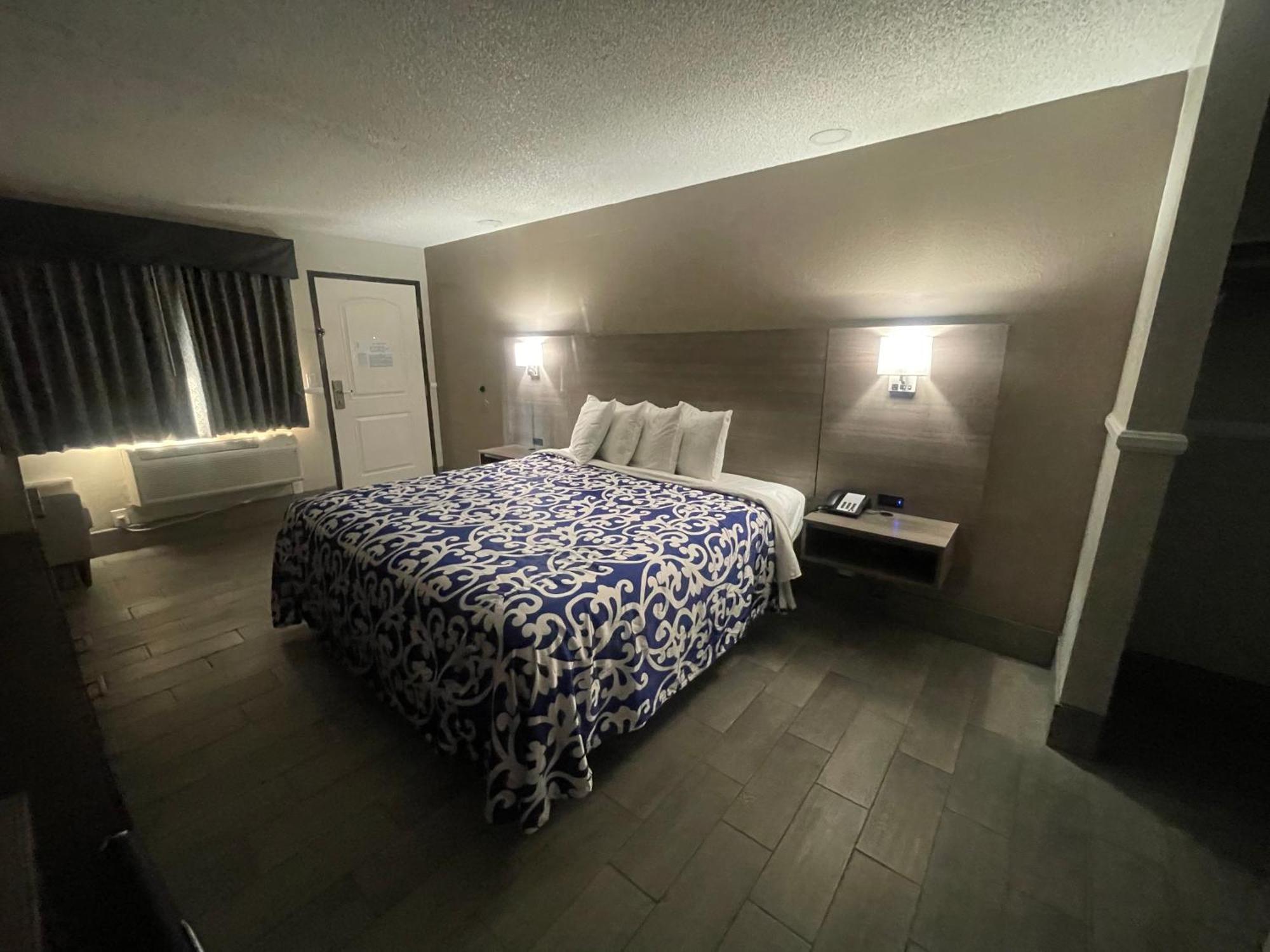 Simplestay Suites - Downtown San Bernardino Exteriör bild